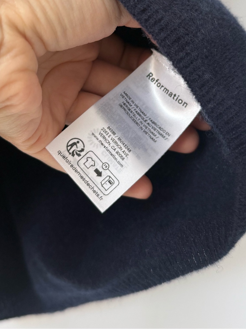Reformation Marcy Sleeveless Cashmere
Turtleneck Sweater $148 - Picture 4 of 6